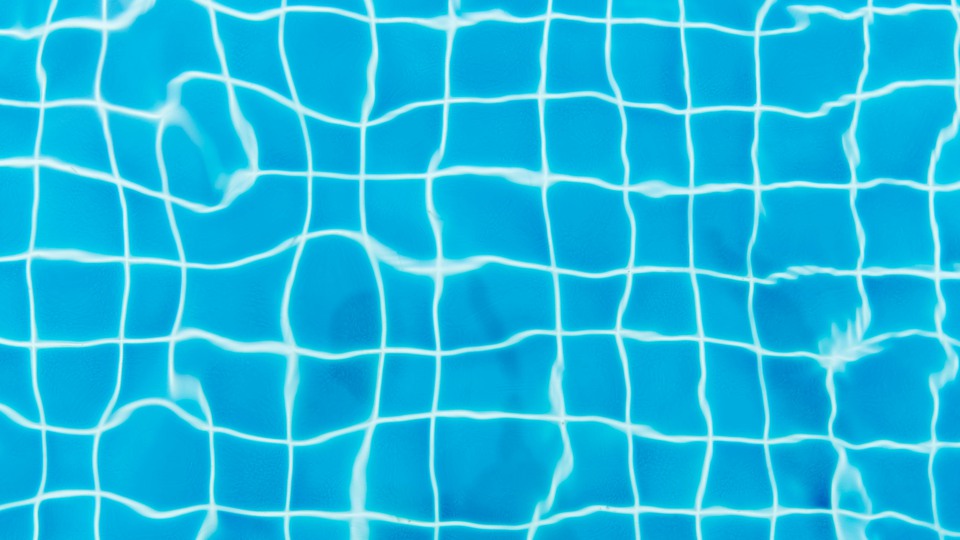 Botten av en pool. Foto 